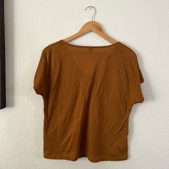 V Neck embroidery top Size XL 12 - Picture 4 of 6